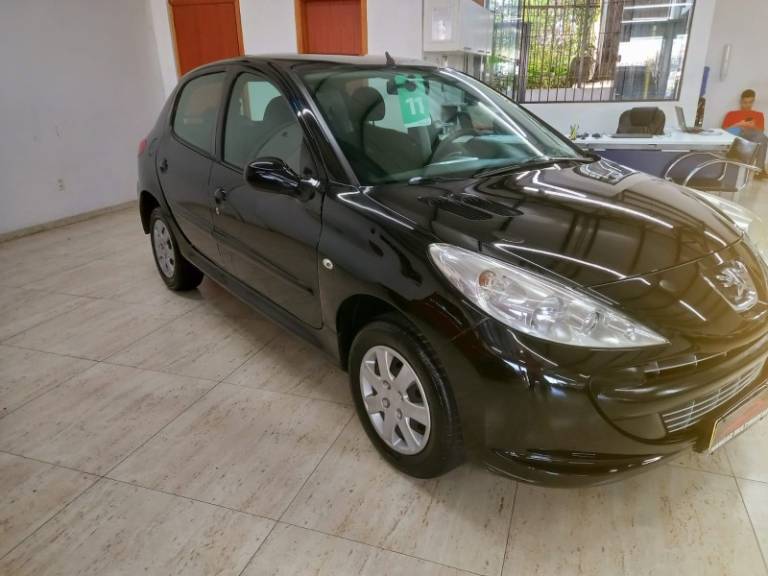 PEUGEOT - 207 - 2011/2011 - Preta - R$ 22.900,00
