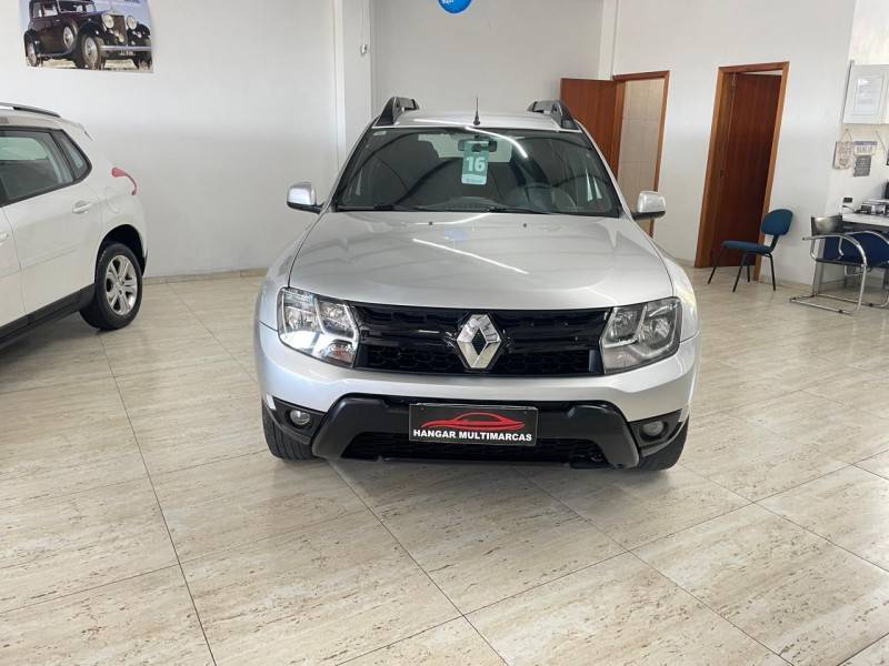 RENAULT - DUSTER - 2015/2016 - Prata - R$ 58.900,00
