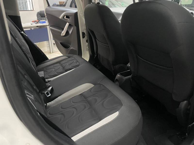 CITROËN - C3 - 2015/2015 - Branca - R$ 44.900,00