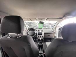 FORD - FIESTA - 2013/2013 - Branca - R$ 34.900,00