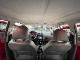 VOLKSWAGEN - FOX - 2012/2012 - Vermelha - R$ 32.900,00