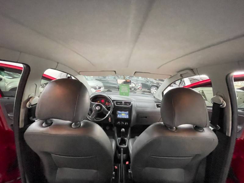 VOLKSWAGEN - FOX - 2012/2012 - Vermelha - R$ 32.900,00