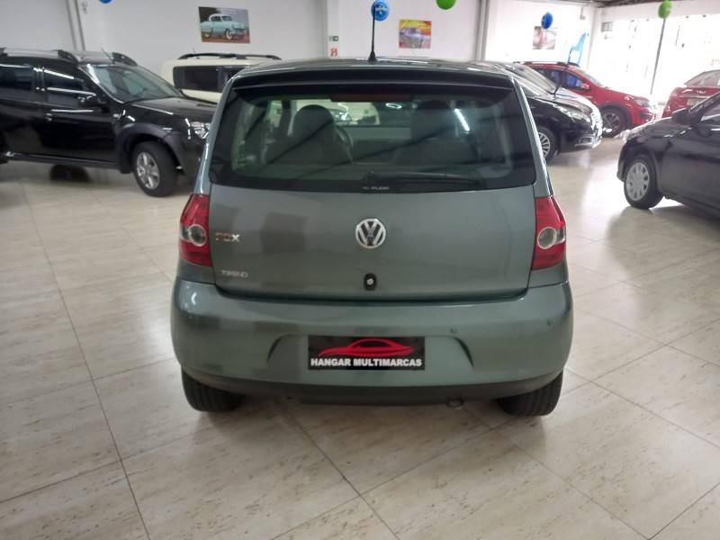 VOLKSWAGEN - FOX - 2009/2010 - Cinza - R$ 26.900,00