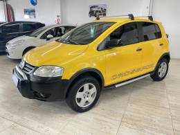 VOLKSWAGEN - CROSSFOX - 2005/2005 - Amarela - R$ 29.900,00