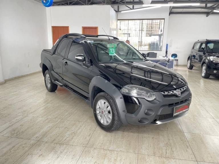 FIAT - STRADA - 2013/2013 - Preta - R$ 56.900,00