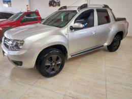 RENAULT - OROCH - 2018/2019 - Prata - R$ 76.900,00