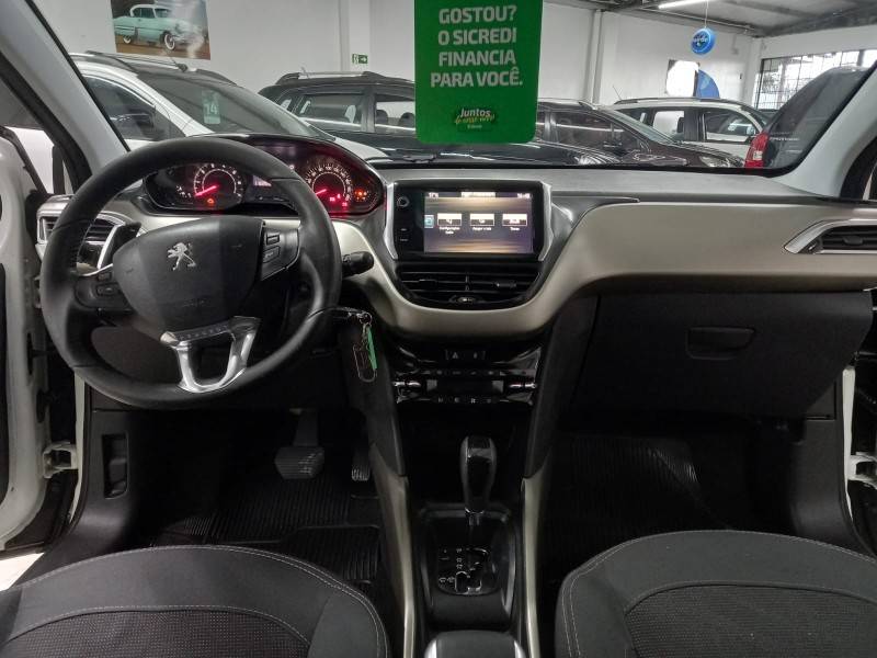 PEUGEOT - 2008 - 2016/2017 - Branca - R$ 58.900,00
