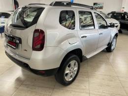 RENAULT - DUSTER - 2015/2016 - Prata - R$ 58.900,00