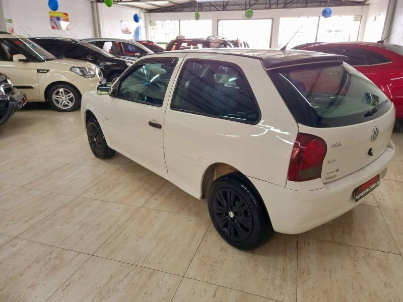 VOLKSWAGEN - GOL - 2012/2013 - Branca - R$ 20.900,00