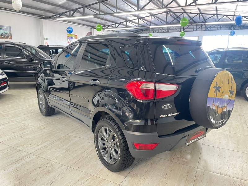 FORD - ECOSPORT - 2014/2015 - Preta - R$ 56.900,00