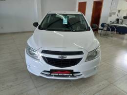 CHEVROLET - ONIX - 2017/2018 - Branca - R$ 48.900,00