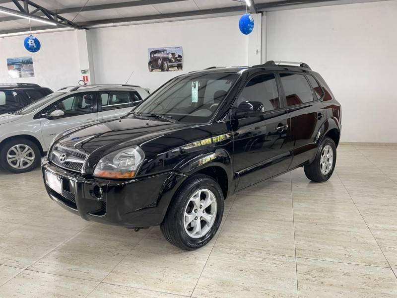 HYUNDAI - TUCSON - 2012/2013 - Preta - R$ 48.900,00
