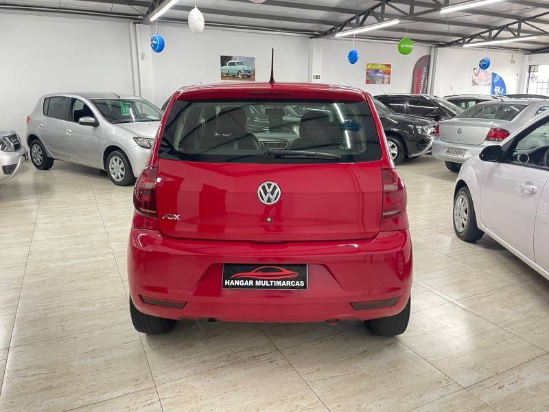 VOLKSWAGEN - FOX - 2012/2012 - Vermelha - R$ 32.900,00