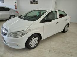 CHEVROLET - ONIX - 2017/2018 - Branca - R$ 48.900,00