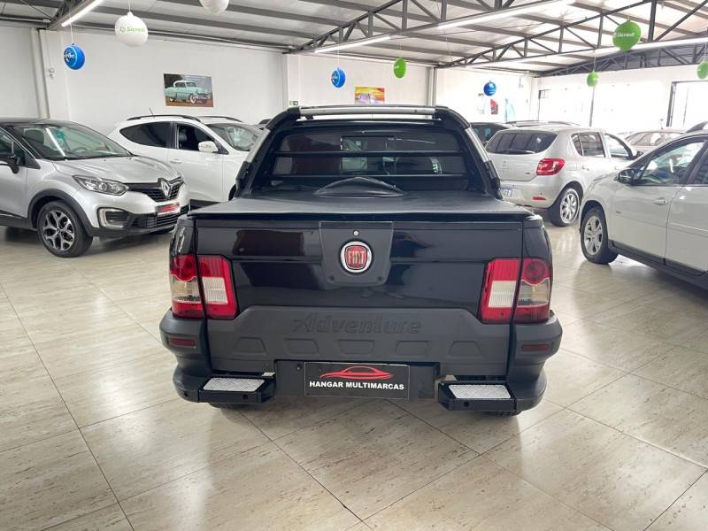 FIAT - STRADA - 2013/2013 - Preta - R$ 56.900,00