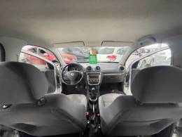 VOLKSWAGEN - VOYAGE - 2010/2011 - Prata - R$ 32.900,00