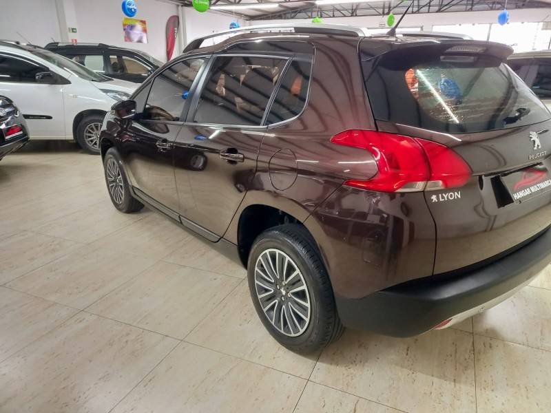 PEUGEOT - 2008 - 2017/2018 - Marrom - R$ 58.900,00