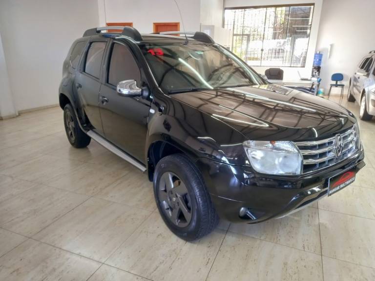 RENAULT - DUSTER - 2012/2013 - Preta - R$ 50.900,00