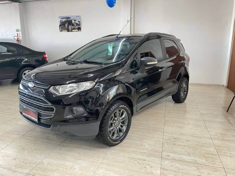 FORD - ECOSPORT - 2014/2015 - Preta - R$ 56.900,00