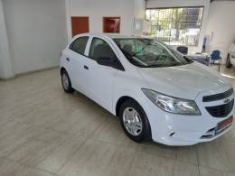 CHEVROLET - ONIX - 2017/2018 - Branca - R$ 48.900,00