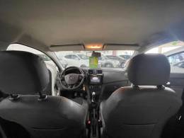 RENAULT - SANDERO - 2014/2015 - Branca - R$ 45.900,00