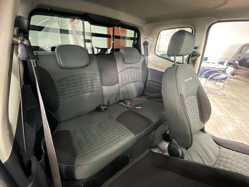 FIAT - STRADA - 2013/2013 - Preta - R$ 56.900,00