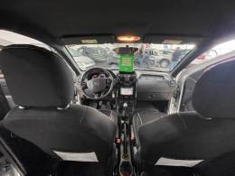 RENAULT - DUSTER OROCH - 2017/2017 - Prata - R$ 74.900,00