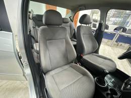 VOLKSWAGEN - VOYAGE - 2010/2011 - Prata - R$ 32.900,00