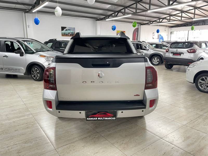 RENAULT - DUSTER OROCH - 2017/2017 - Prata - R$ 74.900,00