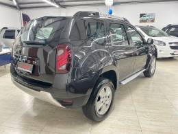 RENAULT - DUSTER - 2016/2017 - Preta - R$ 64.900,00