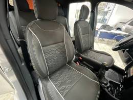 RENAULT - DUSTER OROCH - 2017/2017 - Prata - R$ 74.900,00