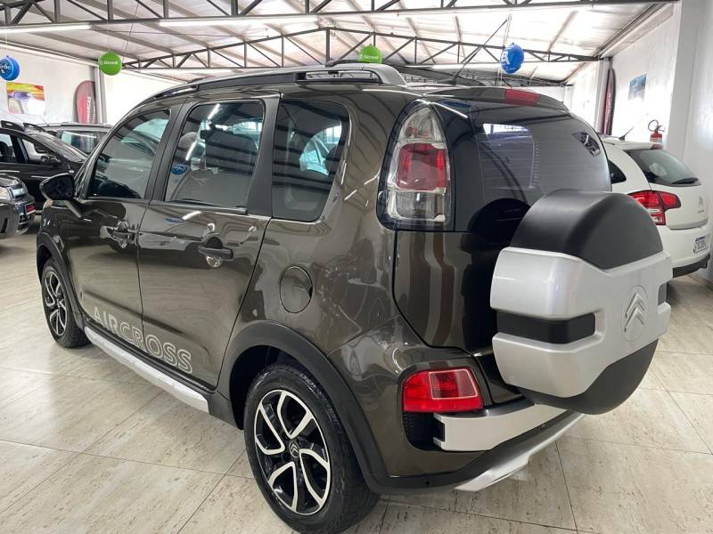 CITROËN - AIRCROSS - 2012/2013 - Marrom - R$ 39.900,00