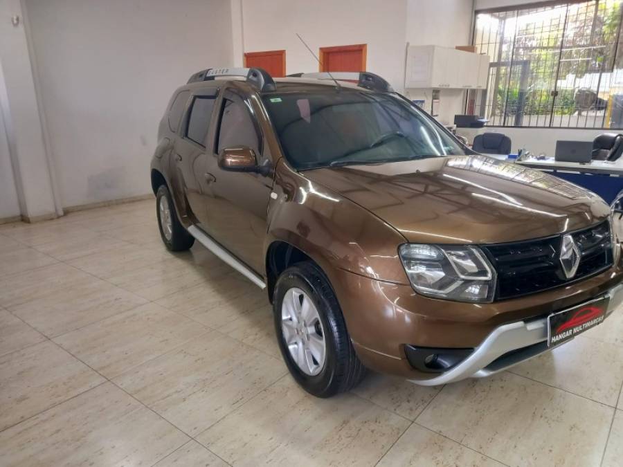 RENAULT - DUSTER - 2015/2016 - Marrom - R$ 61.900,00