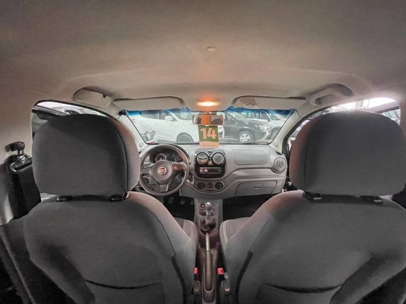 FIAT - PALIO - 2013/2014 - Preta - R$ 36.900,00