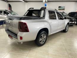 RENAULT - DUSTER OROCH - 2017/2017 - Prata - R$ 74.900,00