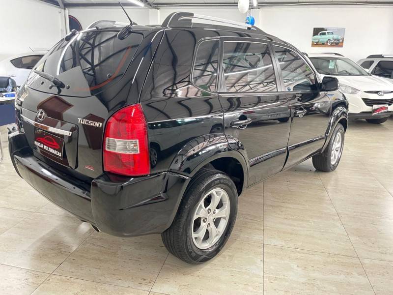 HYUNDAI - TUCSON - 2012/2013 - Preta - R$ 48.900,00