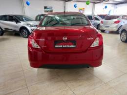 NISSAN - VERSA - 2016/2016 - Vermelha - R$ 47.900,00