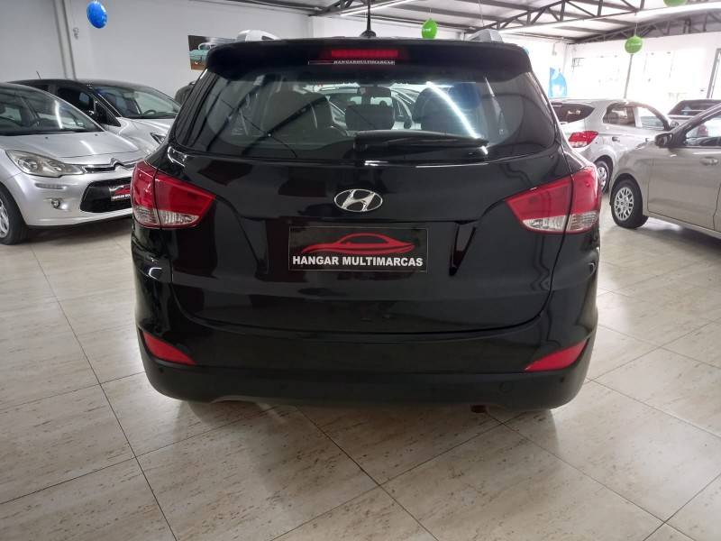 HYUNDAI - IX35 - 2014/2015 - Preta - R$ 73.900,00